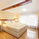 Hotel Hotel-restaurant Breitenbacher Hof Hürth