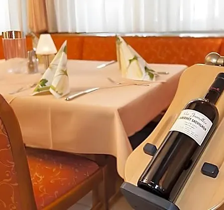 Hotel-restaurant Breitenbacher Hof Отель 3*