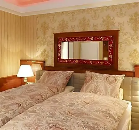 호텔 Hotel-restaurant Breitenbacher Hof 3*