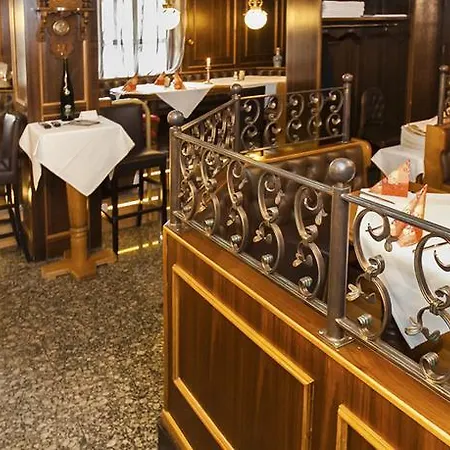 Hotel-restaurant Breitenbacher Hof Otel 3*